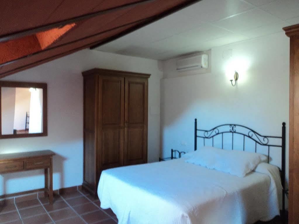 Hotel San Julian Burunchel Esterno foto